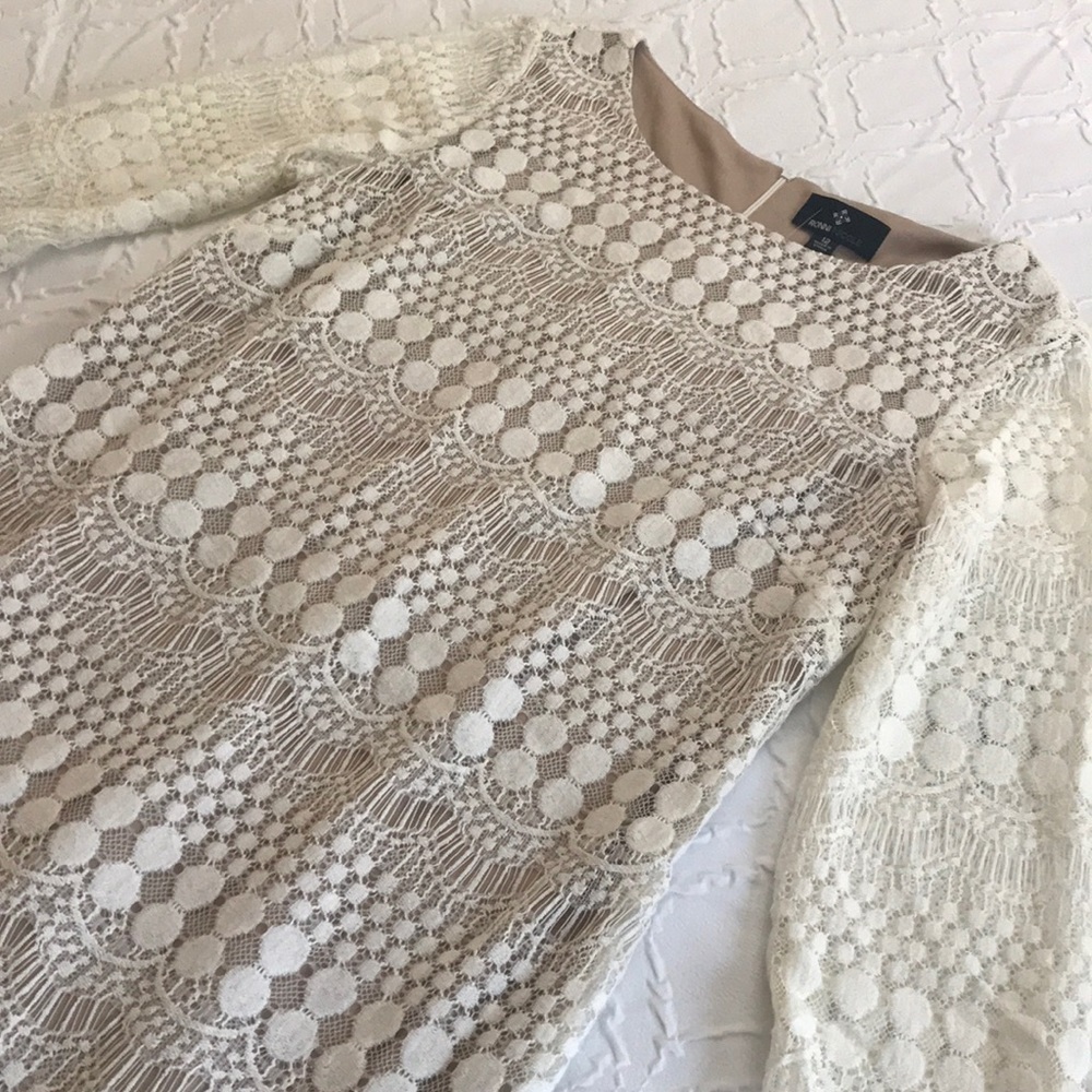 Lace cream dress
